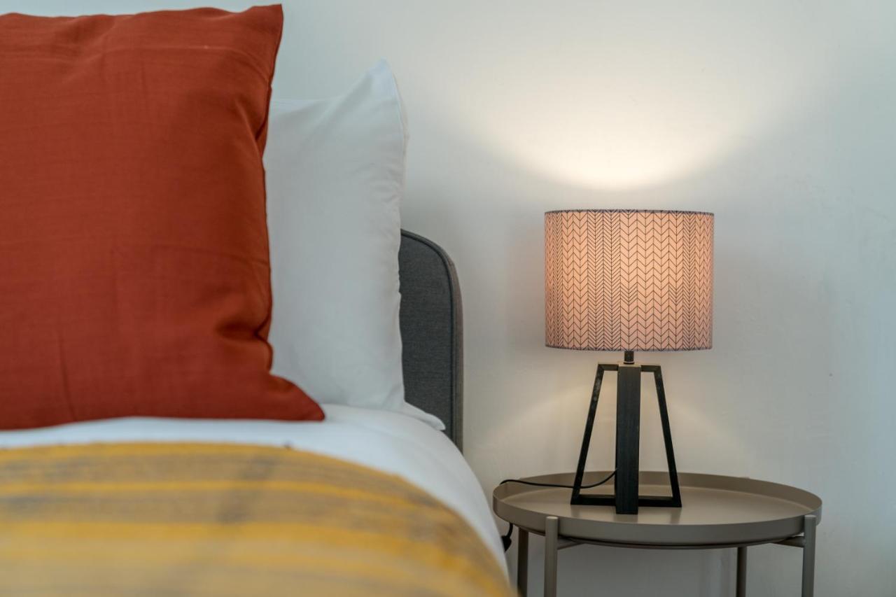 2 Bedroom Flat Near London Excel エクステリア 写真